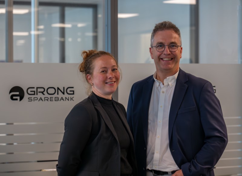 Kårhild og avdelingsbanksjef Mo i Rana